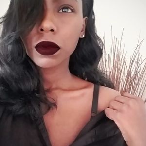 Meet your Posher, Jasmine